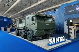 300 slovenských samohybných minometů SAM120 pro Ázerbájdžán